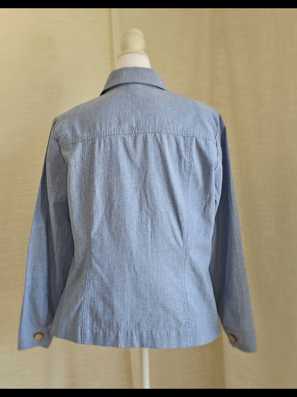 Draper’s & Damon’s Blue Chambray Pintuck Button Up Jacket Top Medium - Picture 6 of 16